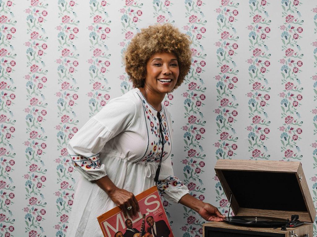 Are Wallpapers Better than Paint? Wallpaper VS Paint: How to Choose | Huggleberry Hill - Huggleberry Hill